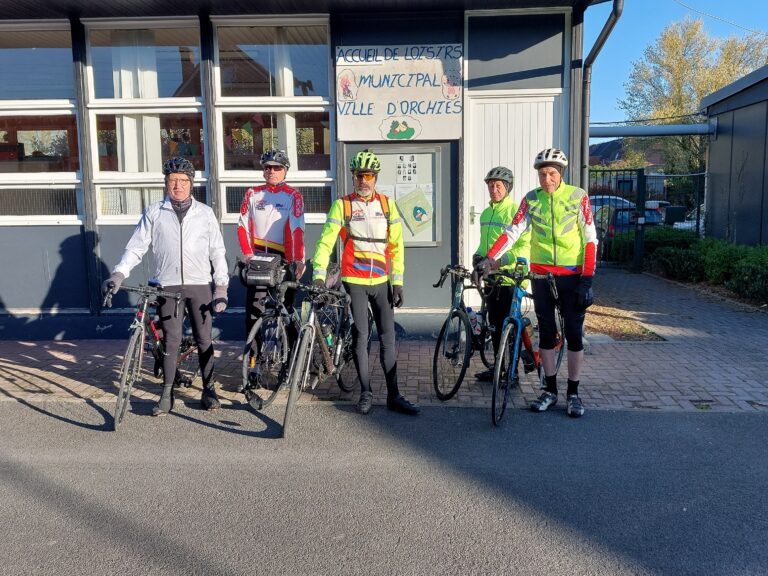 Départ pour 140km vers Ath avec un circuit proposé par jean